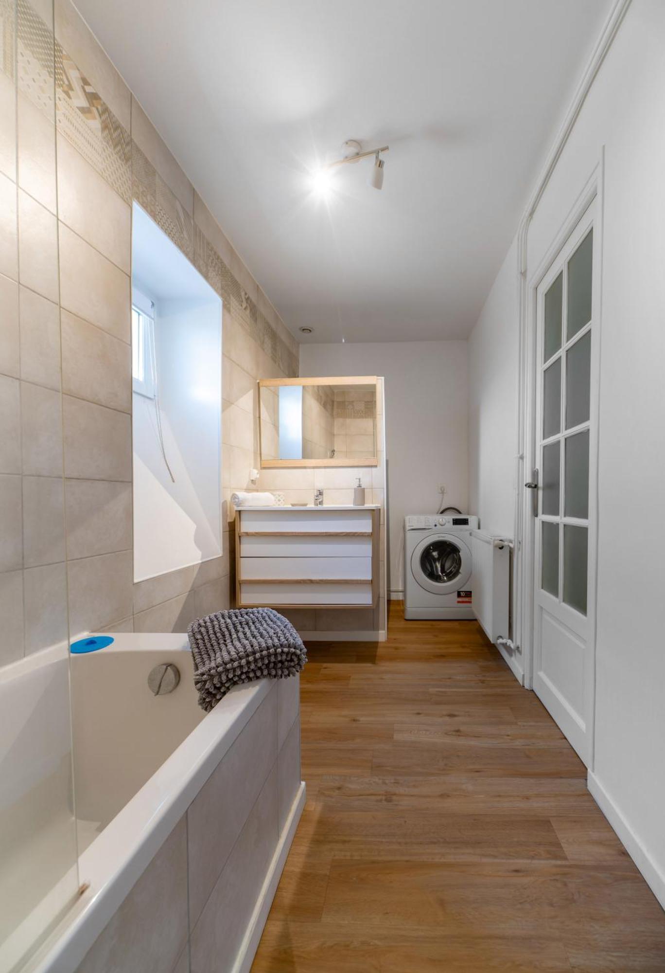Le Celestin - Appartement 2 Chambres Avec Jardin En Centre Ville Vichy Exterior photo